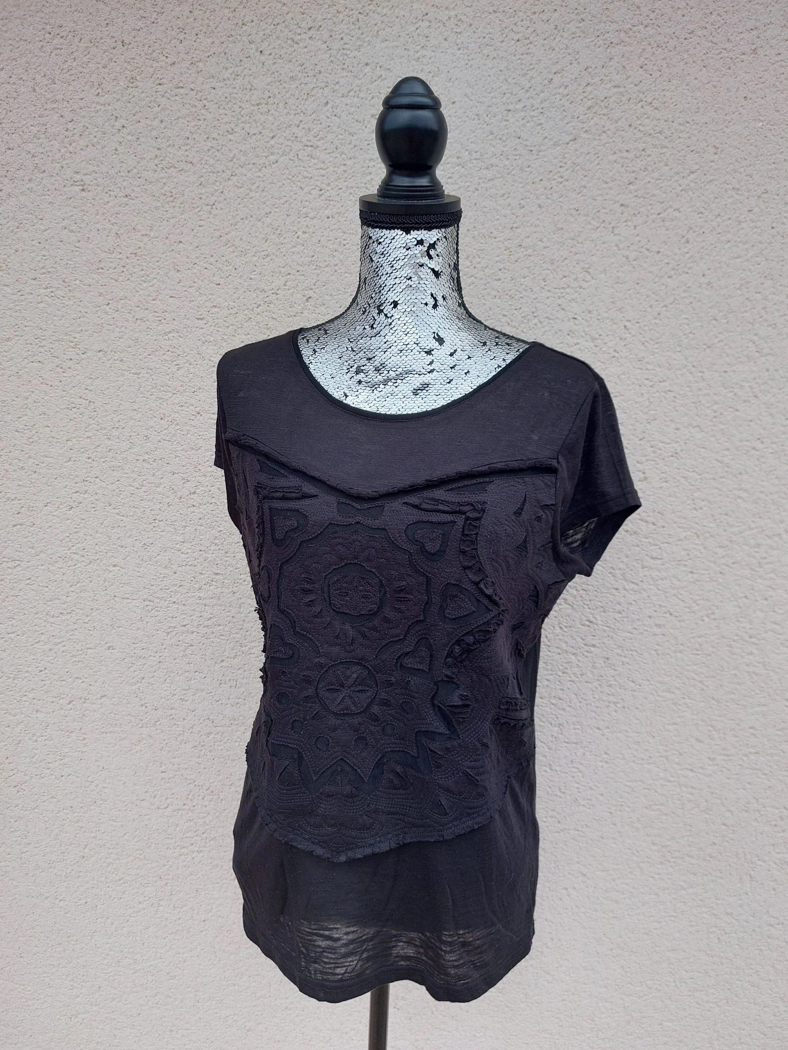 Haut taille 40